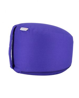 Lila Sitzkissen in Keilform