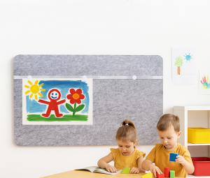 Absorber-Wandelement PET R - Platte quer an Wand in einer Kita