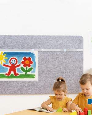 Absorber-Wandelement PET R - Platte quer an Wand in einer Kita